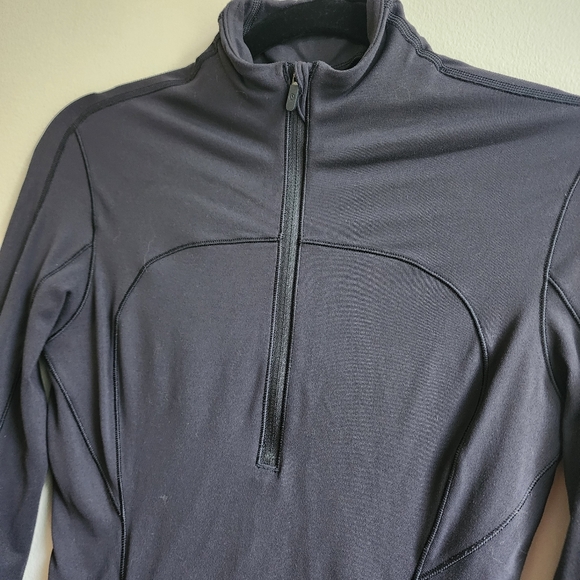 Lululemon Run Briskly 1/2 Zip Size 4 - Picture 3 of 7